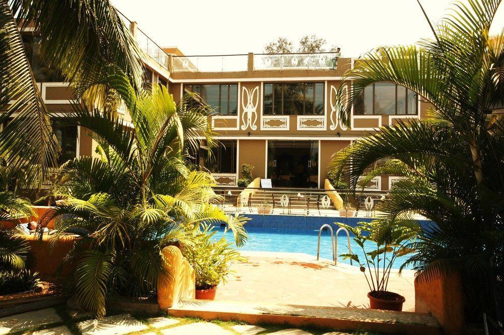 Club Mahindra Acacia Palms Hotel Colva Buitenkant foto
